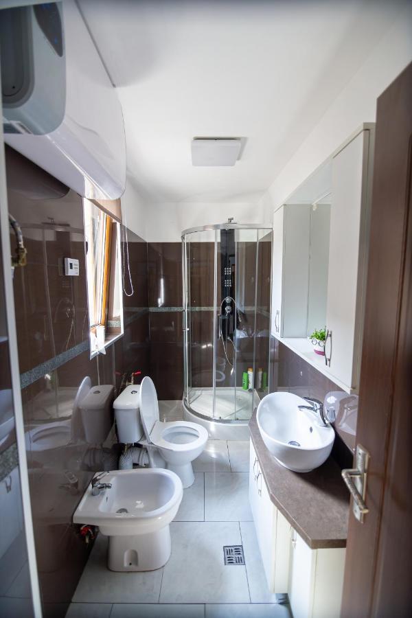 Grayhouse Apartment Арад Екстериор снимка