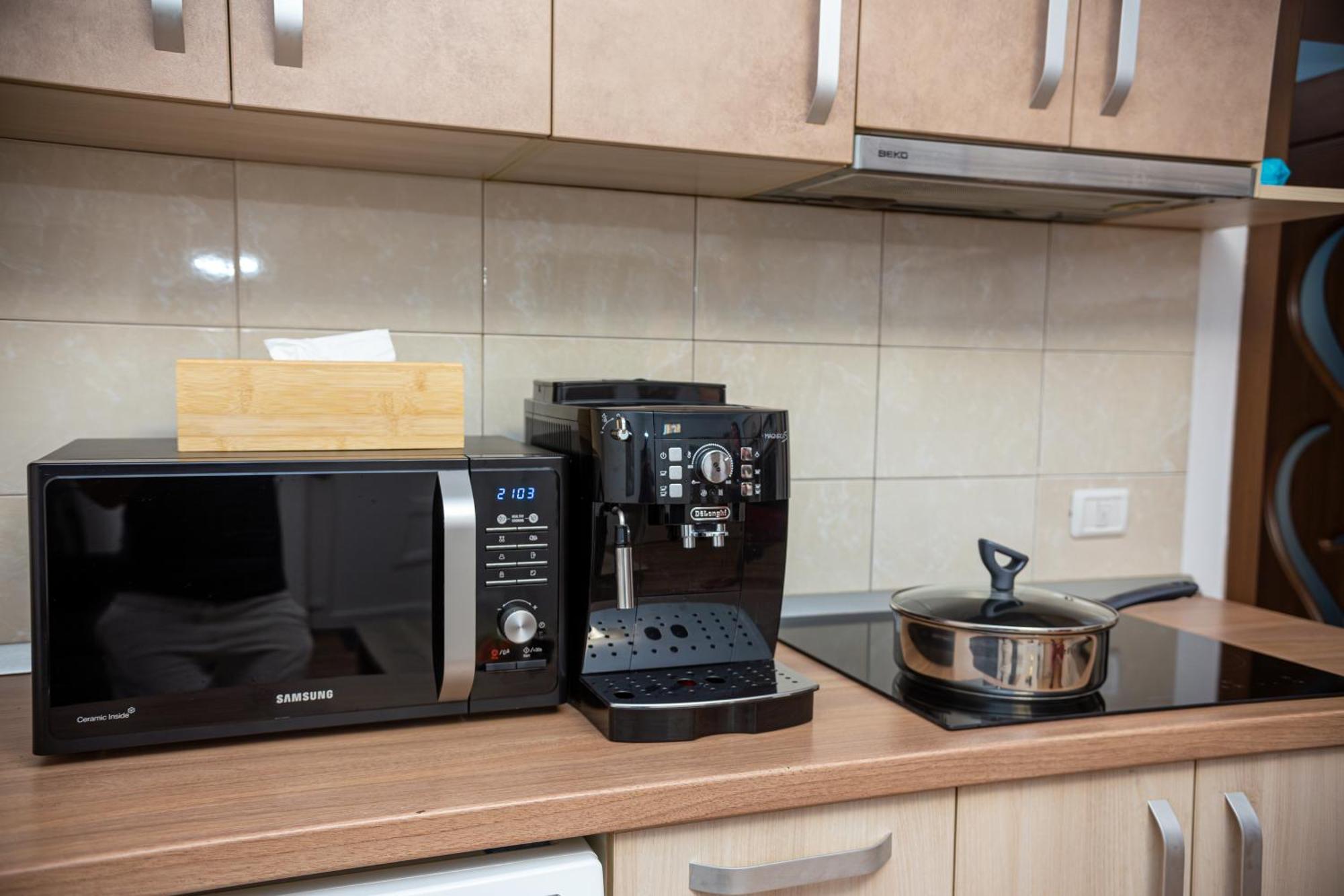 Grayhouse Apartment Арад Екстериор снимка